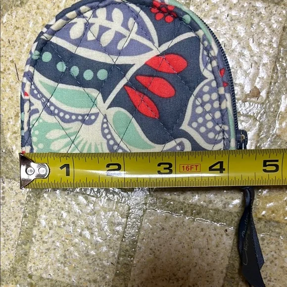 Like new Vera Bradley Gray Ribbon coin/card holder - Picture 12 of 15